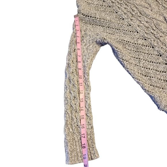 Express light gray knit sweater - Picture 5 of 8